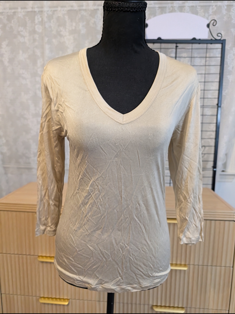 WinterSilks Light Beige V-Neck Long Sleeve Tee